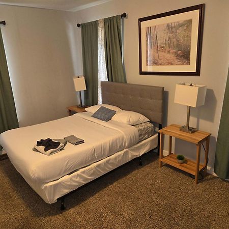 Villa Walking Distance To Legion Field - Little Blue In Birmingham Extérieur photo